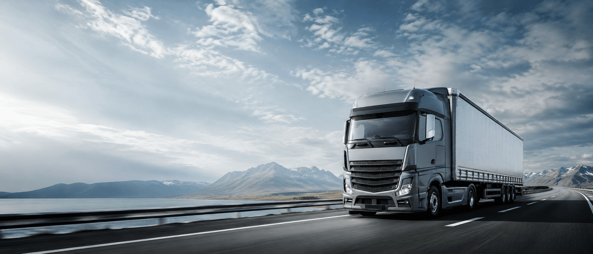 Mercedes-Benz Actros yolda