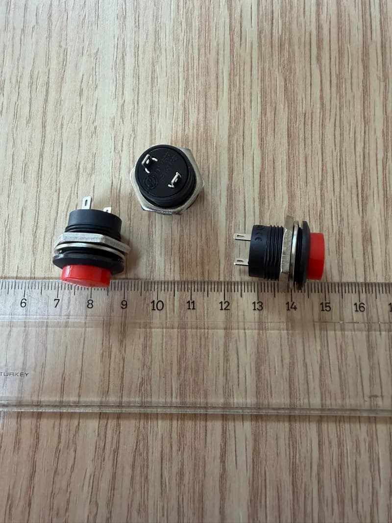 PLATİK BUTON DEMİR SONUNLU KÜÇÜK
